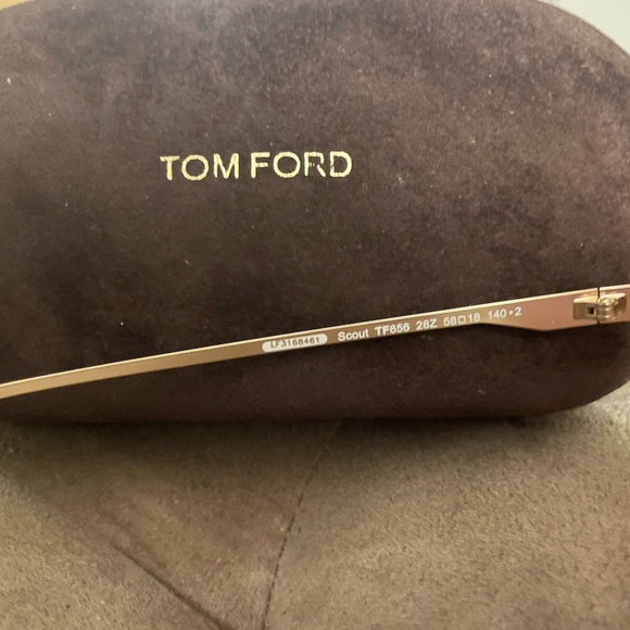 Tom Ford Scout TF 656 28Z Gold Metal Pilot Sunglasses Pink Lens - Picture 3 of 3